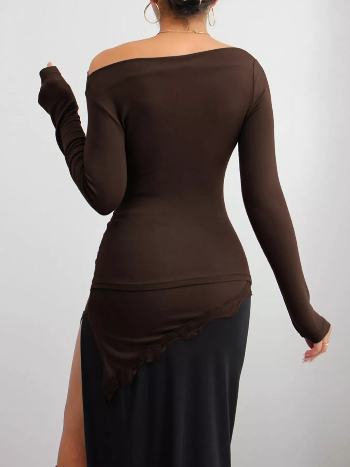 Asymmetrical One-Shoulder Ruched T-Shirt with Lace Trim - WYNFLARE