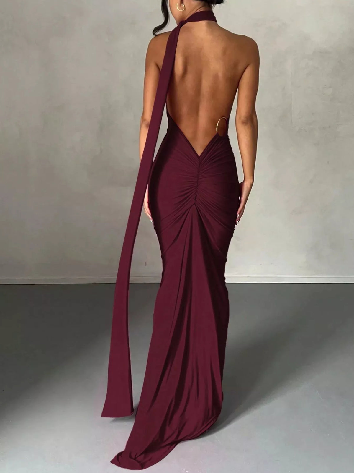 Backless One-Shoulder Ruched Bodycon Maxi Dress - WYNFLARE