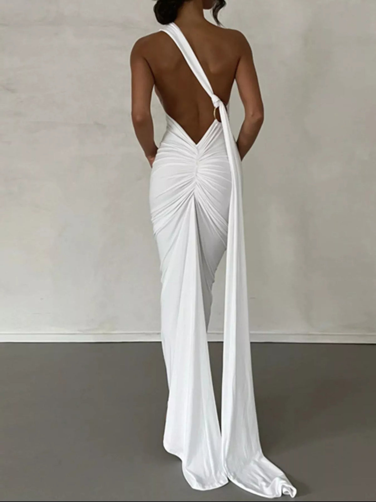 Backless One-Shoulder Ruched Bodycon Maxi Dress - WYNFLARE