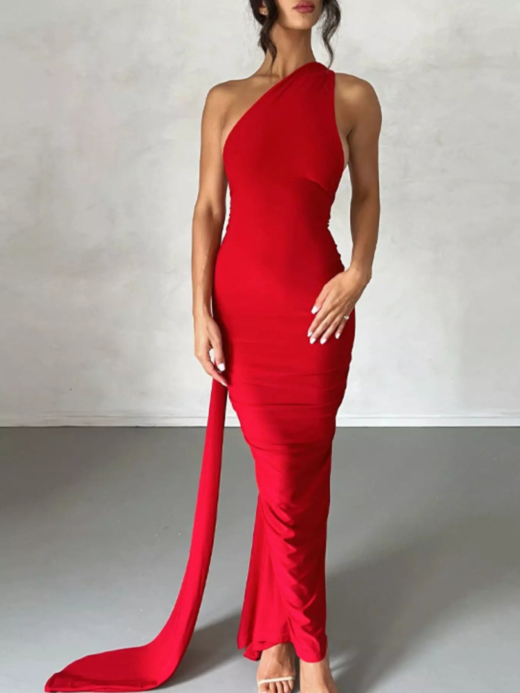 Backless One-Shoulder Ruched Bodycon Maxi Dress - WYNFLARE