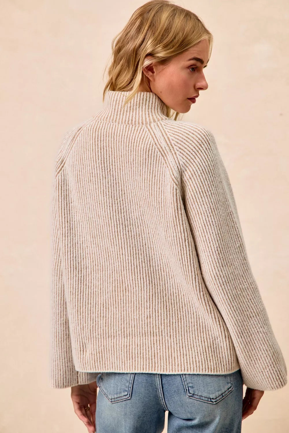 BiBi Two Tone Rib Texured Knit Collared Top with Zip Up - WYNFLARE