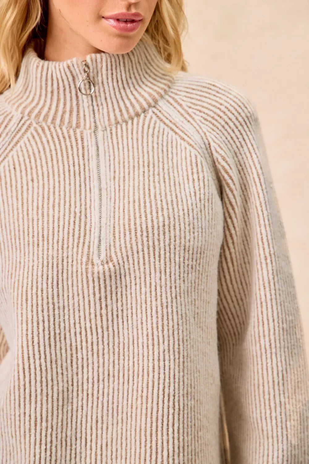 BiBi Two Tone Rib Texured Knit Collared Top with Zip Up - WYNFLARE