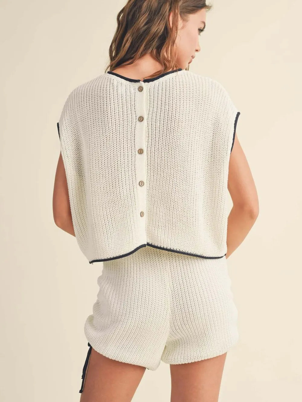 Contrast Trim Round Neck Top and Shorts Sweater Set - WYNFLARE