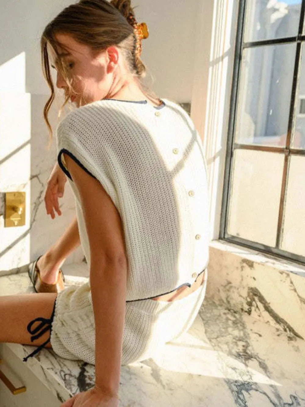 Contrast Trim Round Neck Top and Shorts Sweater Set - WYNFLARE