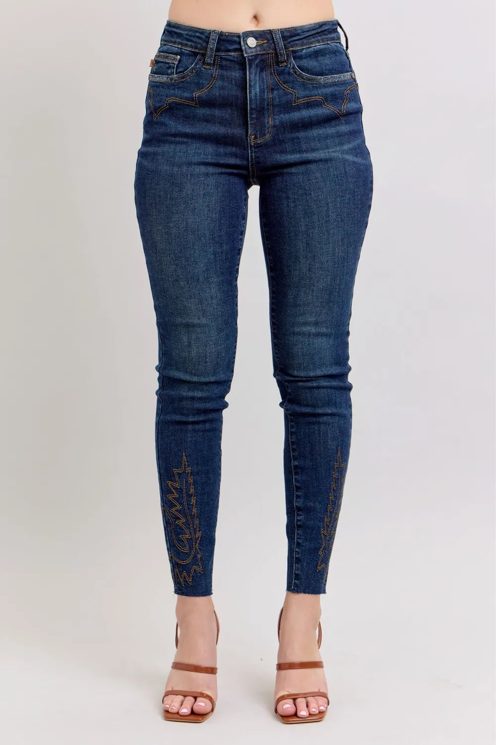 Judy Blue Full Size Embroidered High Rise Skinny Jeans Plus Size - WYNFLARE