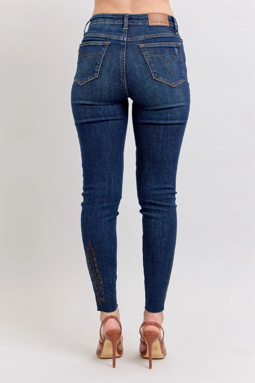 Judy Blue Full Size Embroidered High Rise Skinny Jeans Plus Size - WYNFLARE