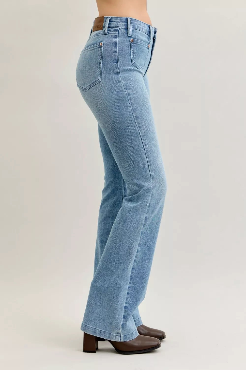 Judy Blue Full Size Mid Rise Bootcut Jeans with Contrast Wash & Front Patch Pockets Plus Size - WYNFLARE
