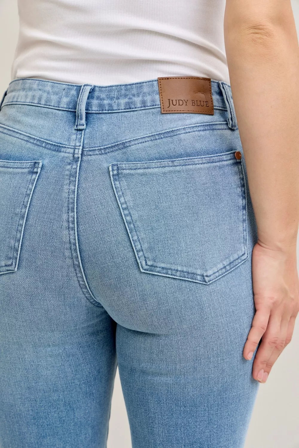 Judy Blue Full Size Mid Rise Bootcut Jeans with Contrast Wash & Front Patch Pockets Plus Size - WYNFLARE