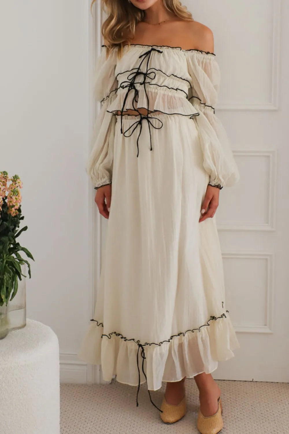 Off-Shoulder Top and Skirt Set - WYNFLARE