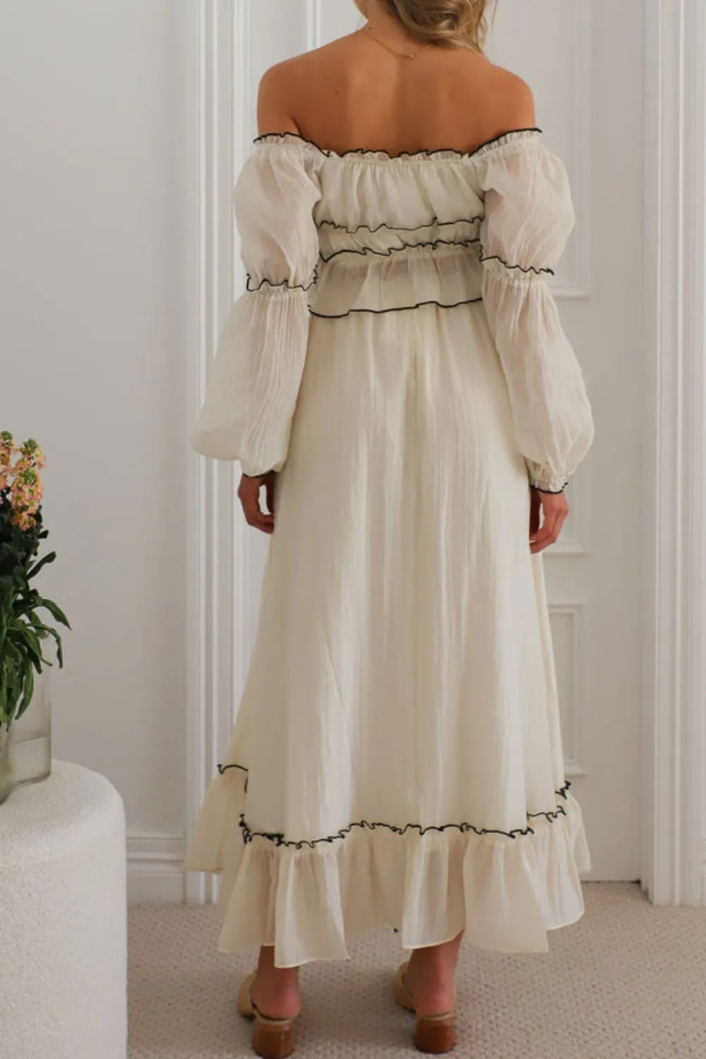 Off-Shoulder Top and Skirt Set - WYNFLARE
