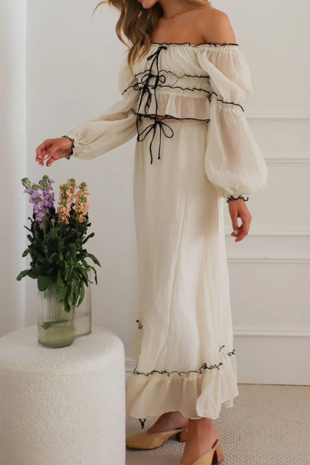 Off-Shoulder Top and Skirt Set - WYNFLARE