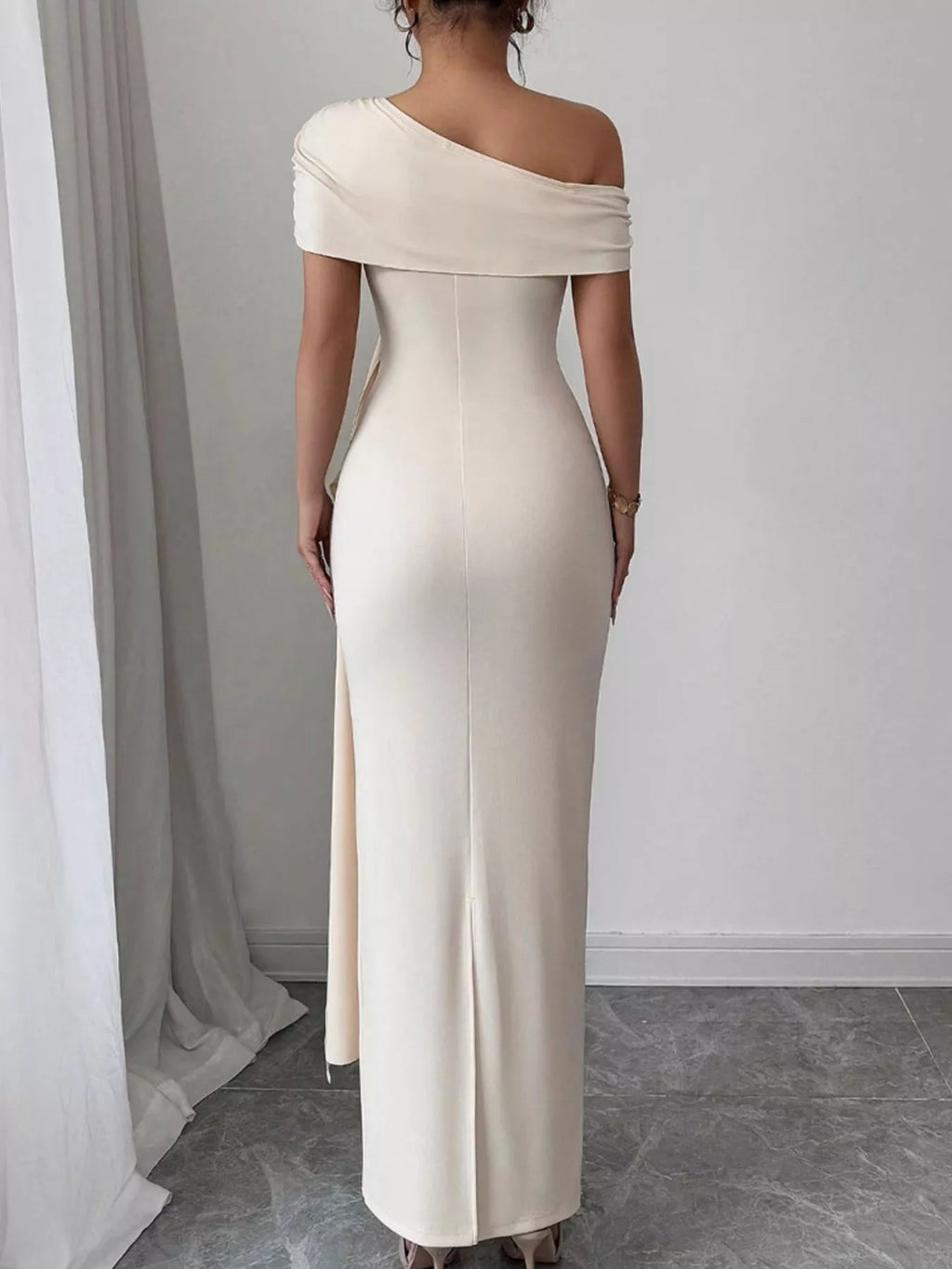 One-Shoulder Ruched Maxi Dress - WYNFLARE