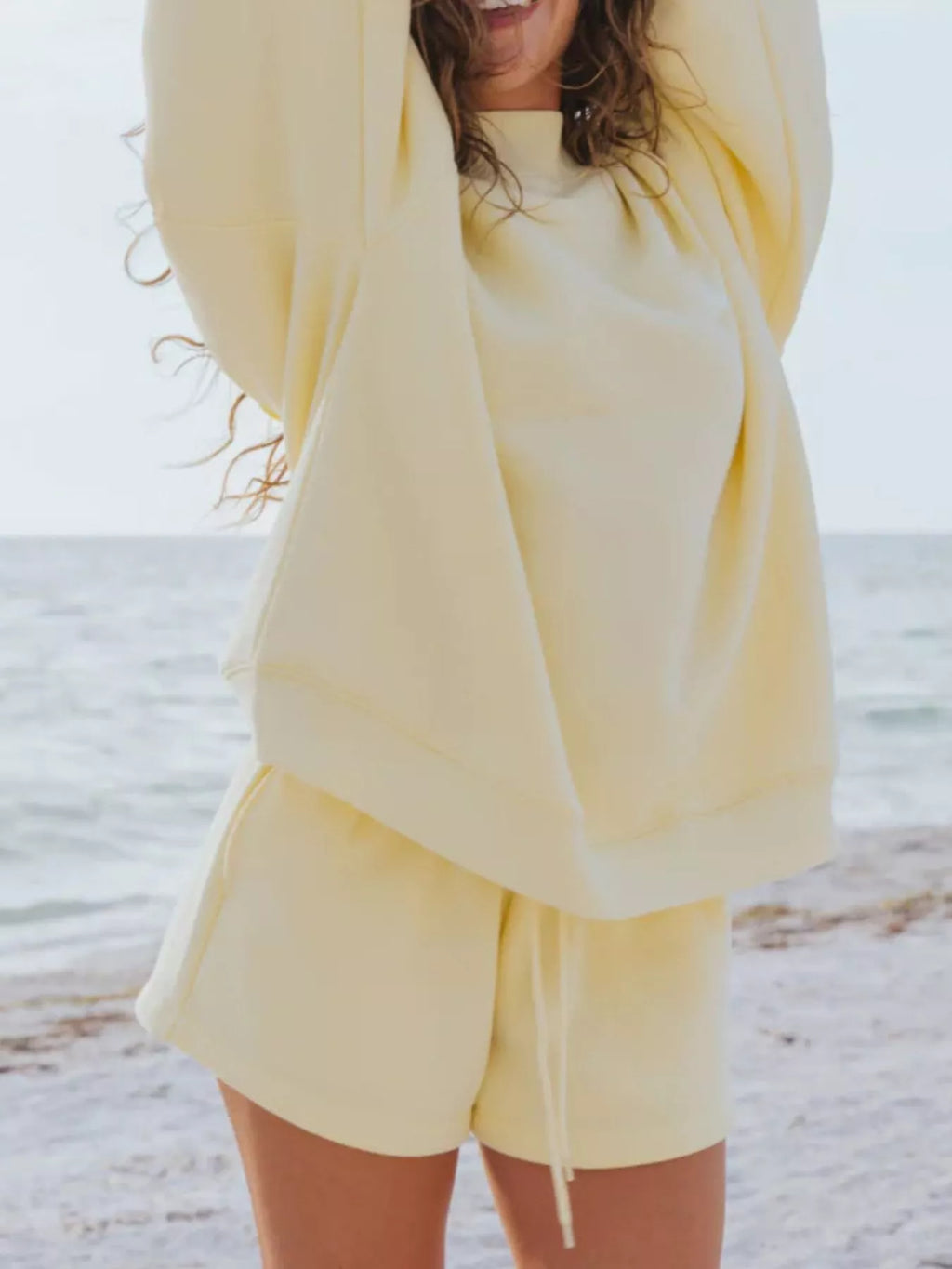Relaxed Fit Round Neck Sweatshirt and Shorts Set - WYNFLARE