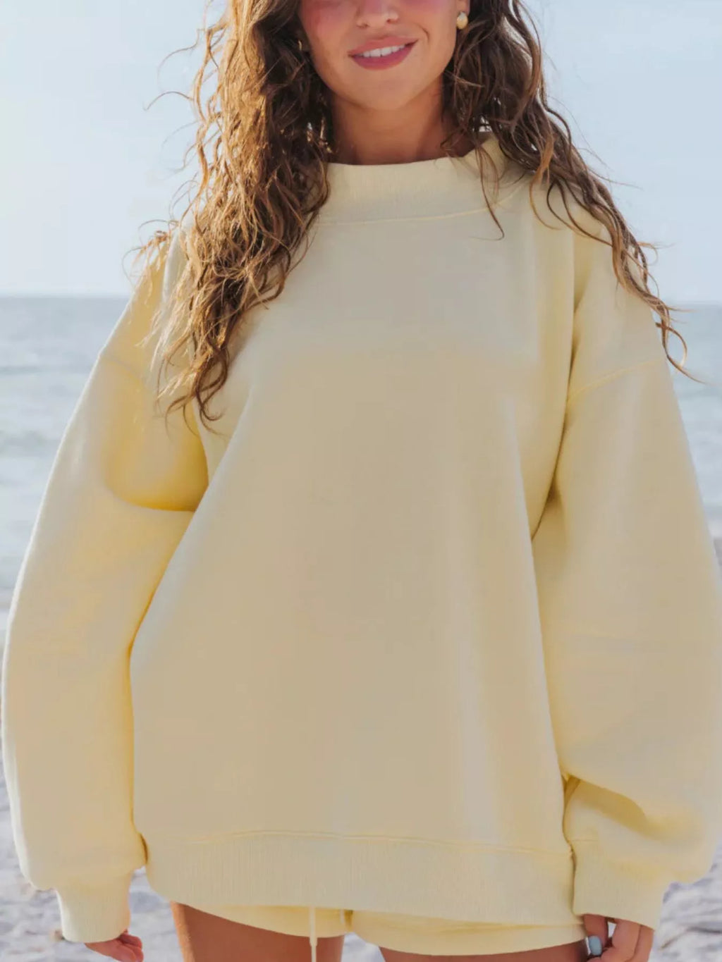 Relaxed Fit Round Neck Sweatshirt and Shorts Set - WYNFLARE