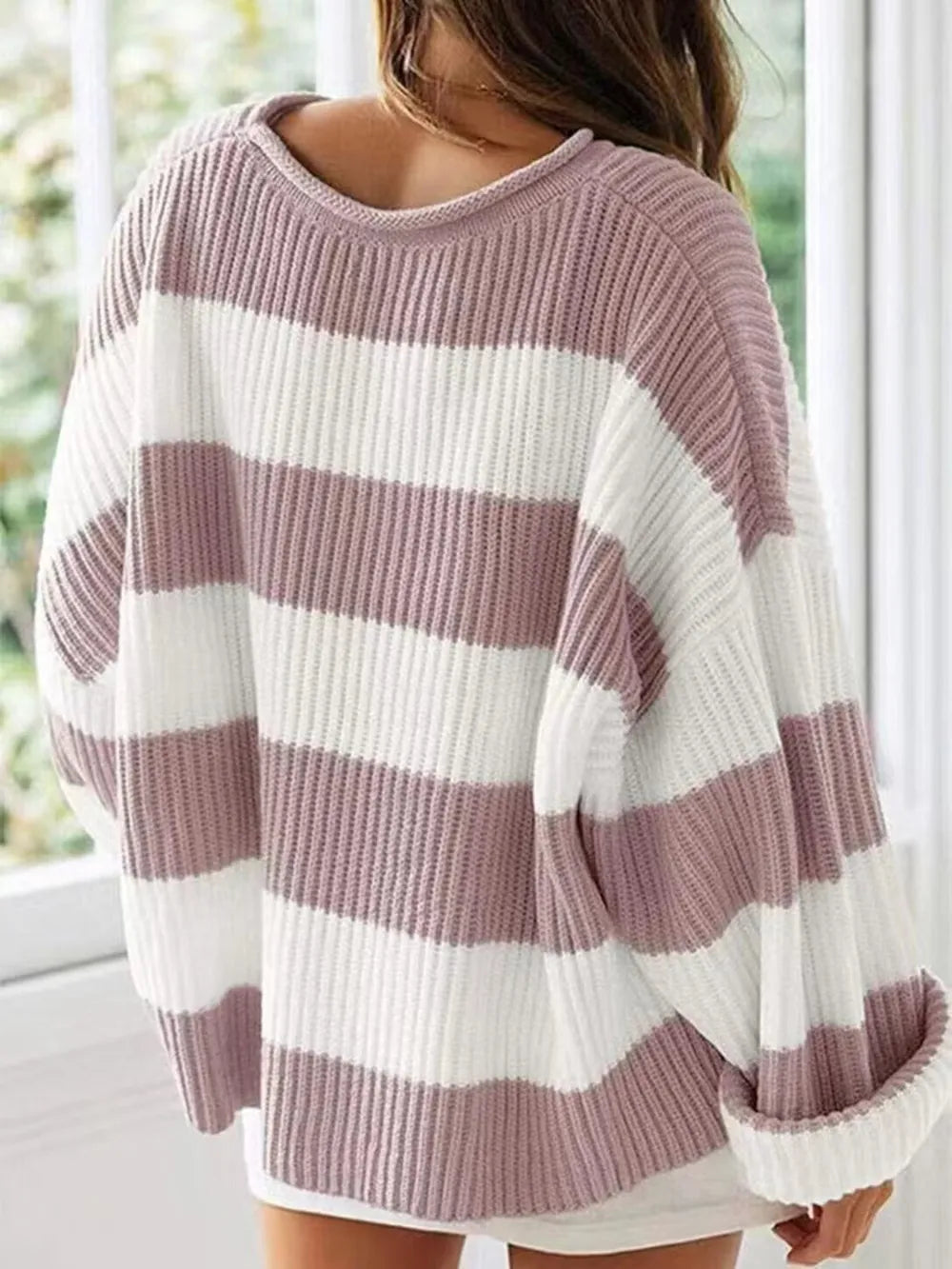Round Neck Long Sleeve Sweater - WYNFLARE