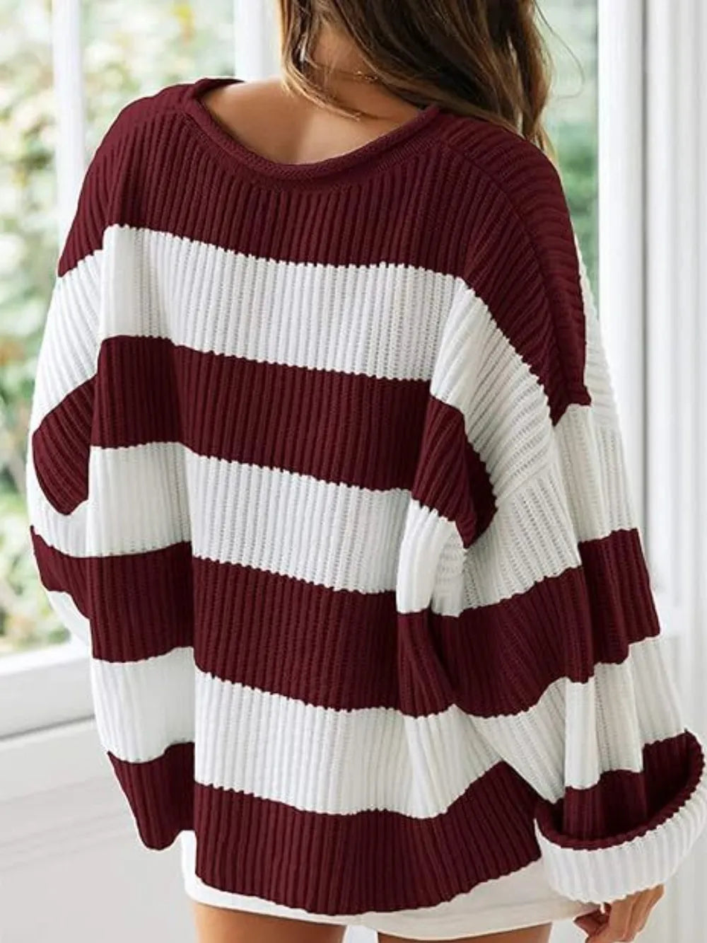 Round Neck Long Sleeve Sweater - WYNFLARE
