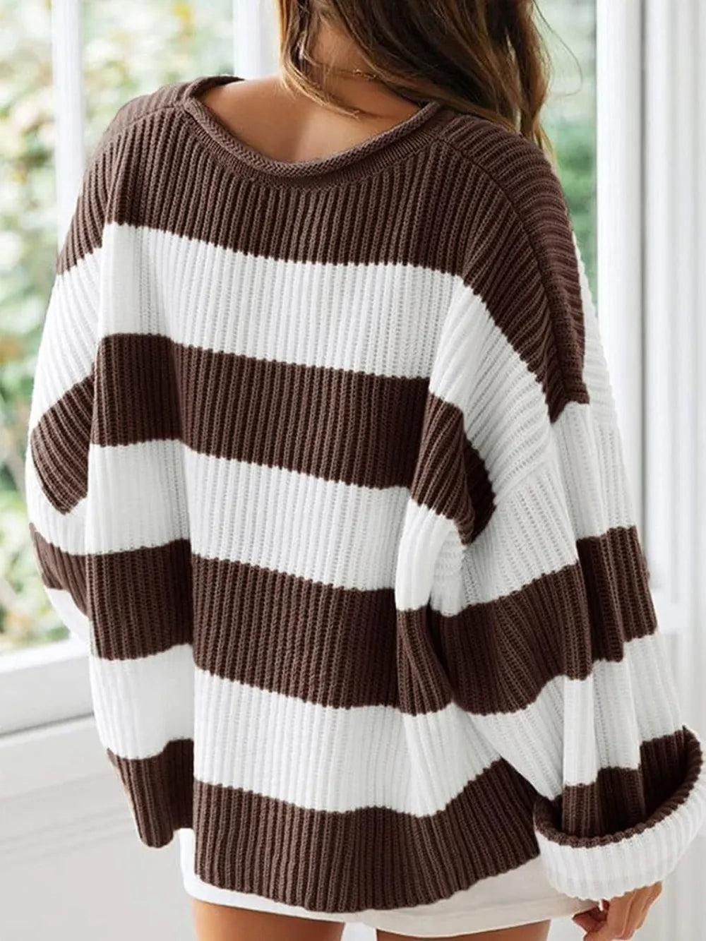 Round Neck Long Sleeve Sweater - WYNFLARE