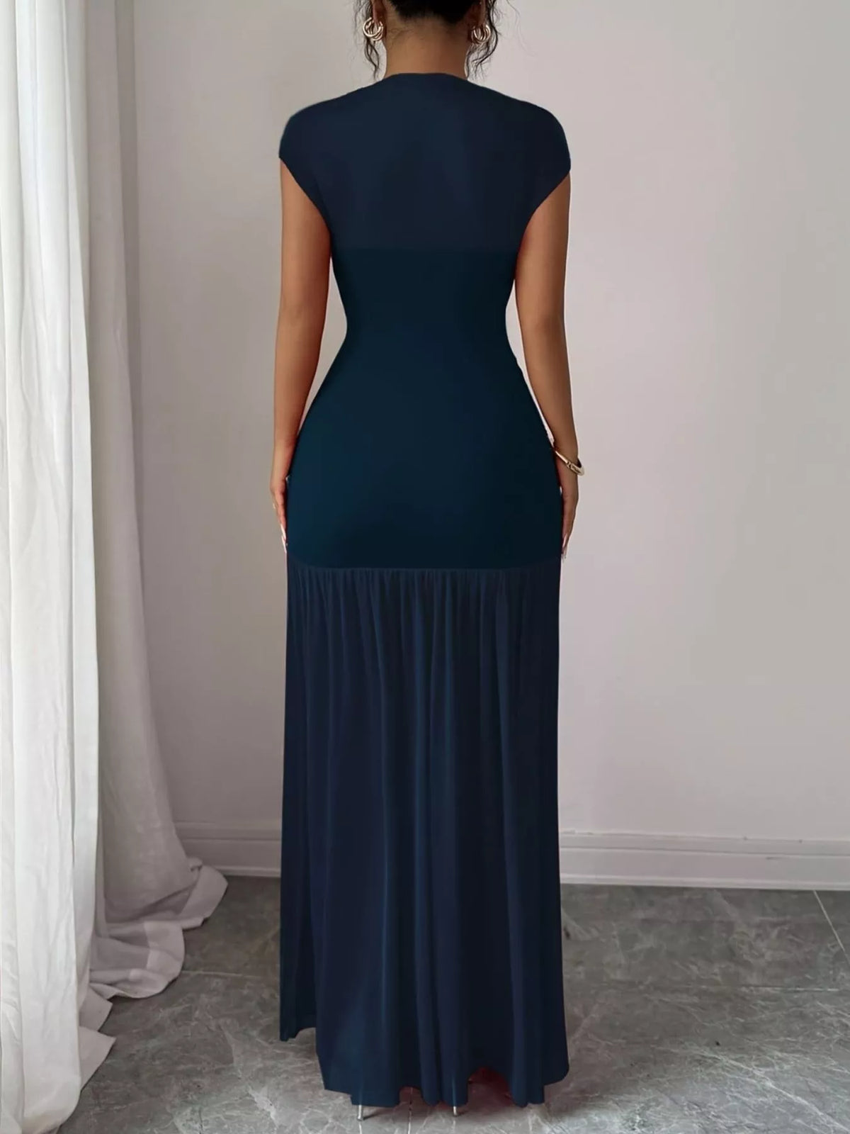 Ruched Bodycon Maxi Dress - WYNFLARE