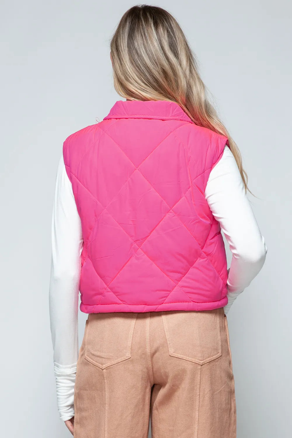 Snobbish Snap Down Quilted Crop Vest - WYNFLARE