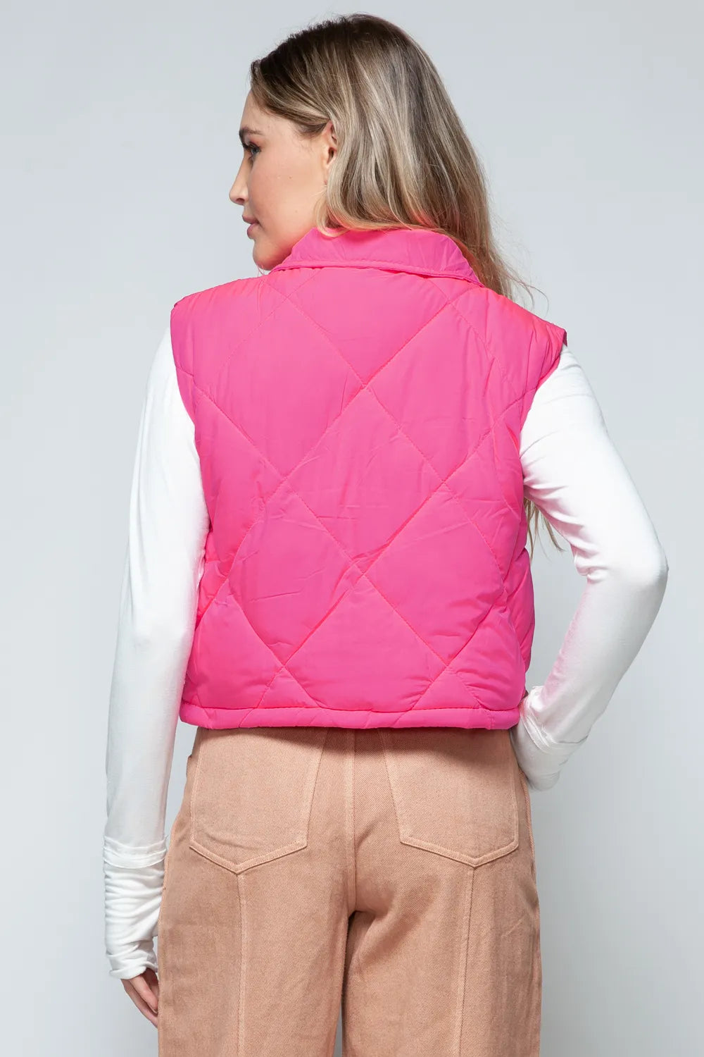 Snobbish Snap Down Quilted Crop Vest - WYNFLARE