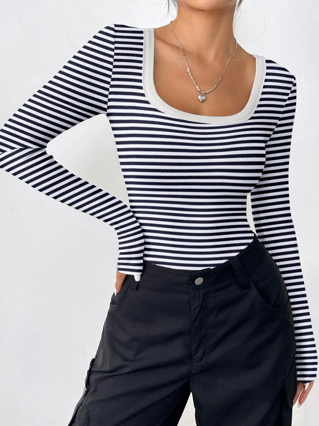 Striped Long Sleeve Scoop Neck T-Shirt - WYNFLARE