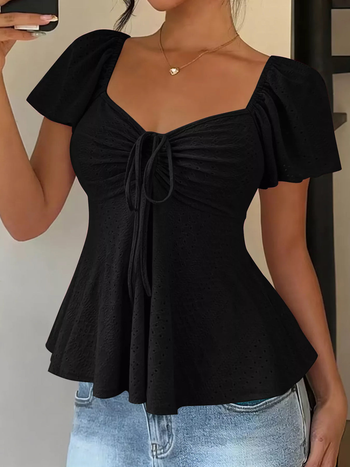 Sweetheart Neck Flutter Sleeve Top - WYNFLARE