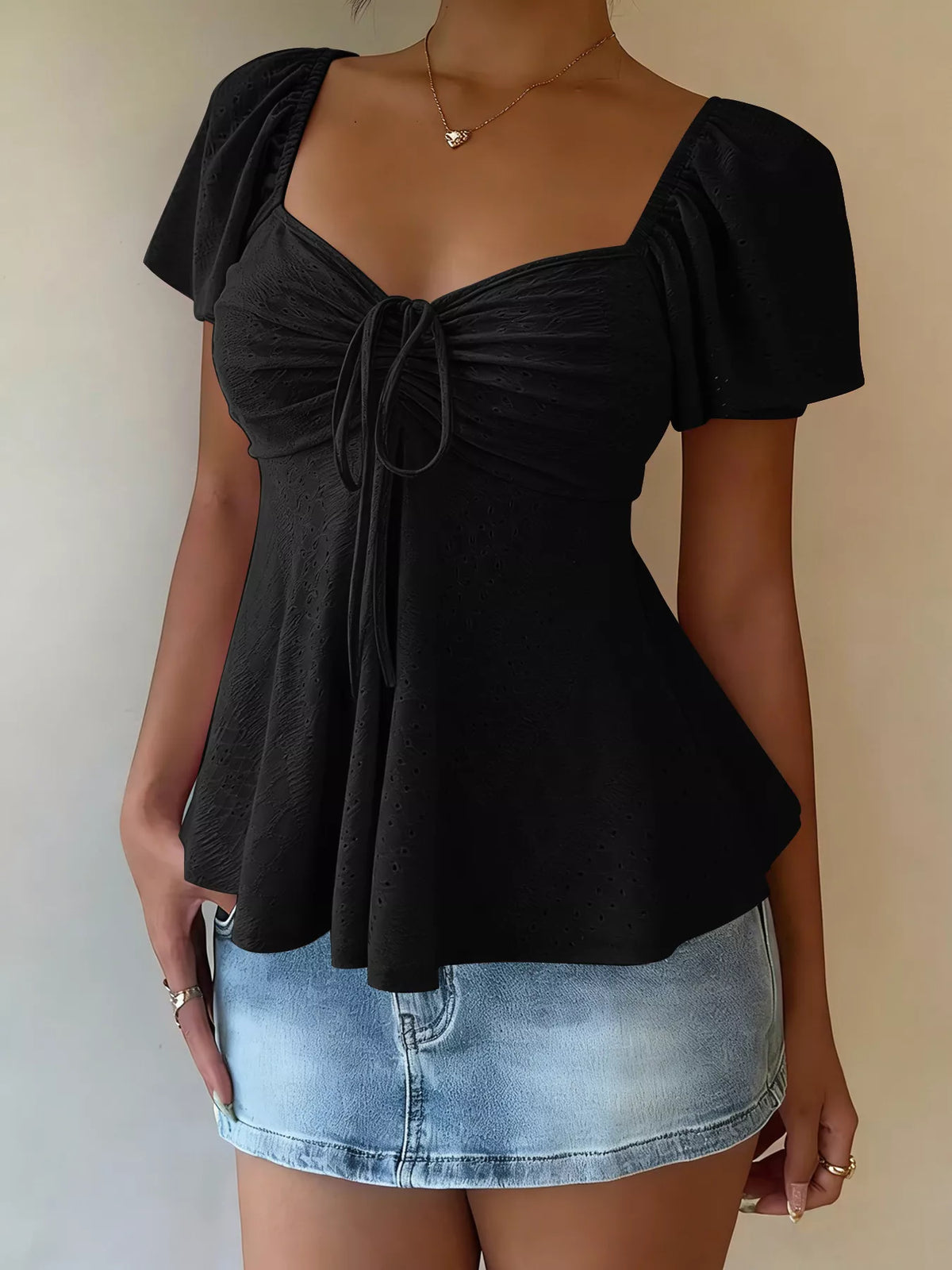 Sweetheart Neck Flutter Sleeve Top - WYNFLARE
