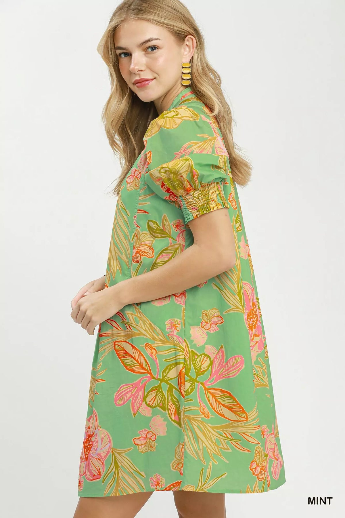 Umgee Botanical Print Dress with Smocked Cuffs - WYNFLARE